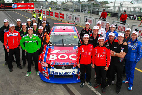 v8_coureurs_solidair v8_coureurs_solidair